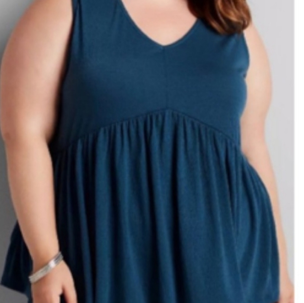 NWOT Lane Bryant sleeveless top, size 14/16, teal color.